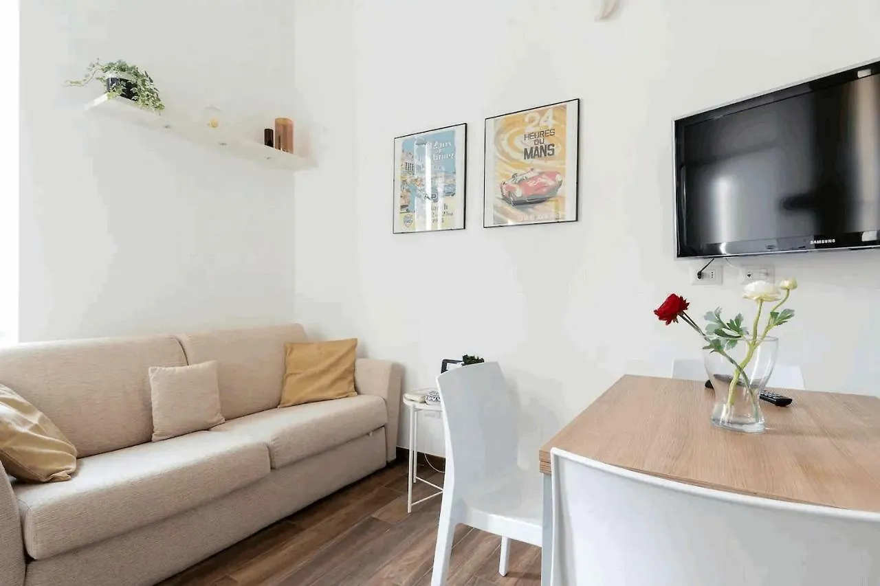 Isola View Renovated Apartment Milano
